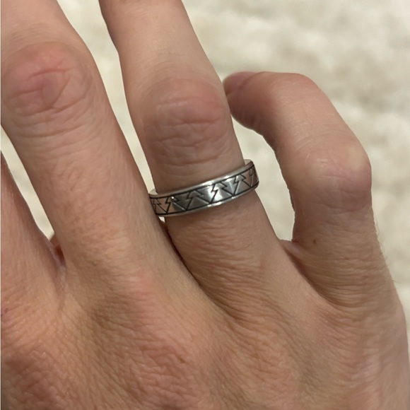 Sterling Silver Rings - Picture 5 of 7